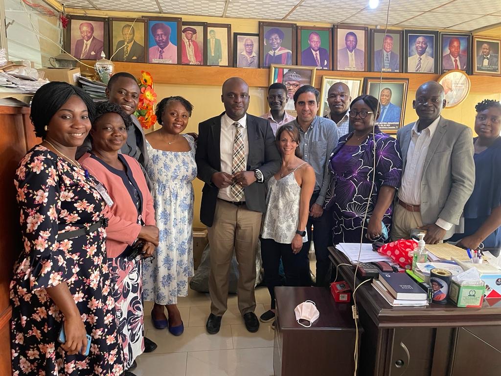 MSK's Global Cancer Disparities Initiatives (GCDI) Program works to improve outcomes for people with cancer in low- and middle-income countries. Members travel to Nigeria annually for a symposium with local hospital colleagues to discuss how to improve cancer care and access.