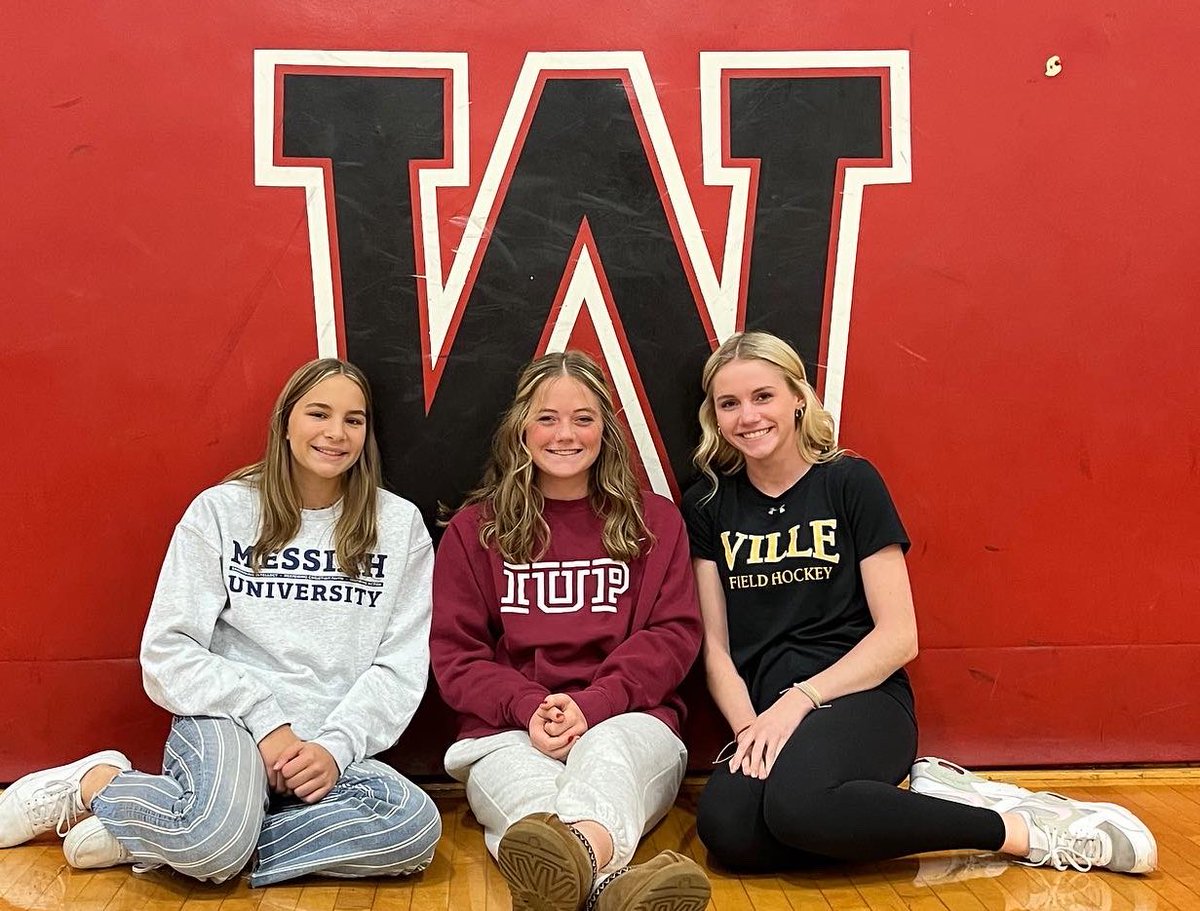 Congrats to Srs Bridget Kline, Julia Barto &amp; Faith Bollinger for their commitments and #NLI signings @messiahfieldhockey @iupfieldhockey @villefh