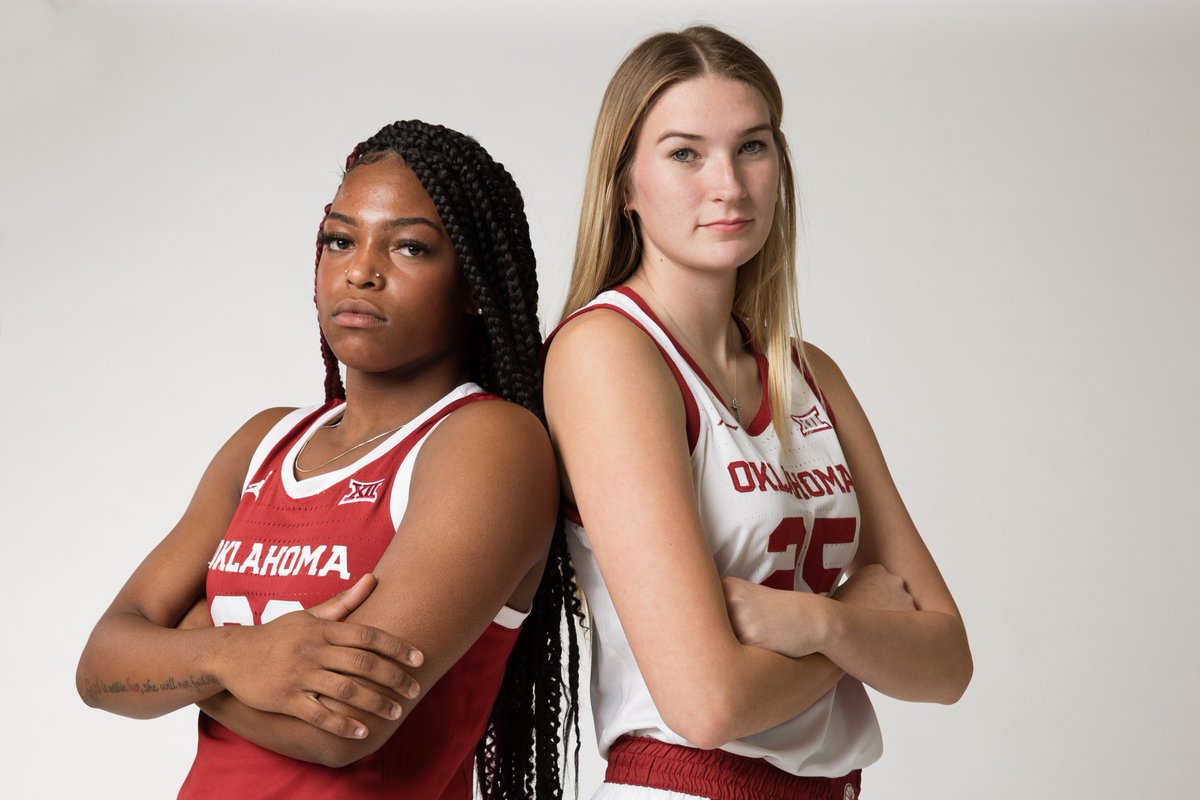 Oklahoma Basketball (@ou_wbball) on Twitter photo It was a ๐๐ฃ๐๐๐ฅ ๐๐๐ช to be a Sooner!
Welcome to the family, <a href="/saharawilliams6/">Sahara Williams</a> and @landrymallen!
#Sooners | ๐ฐ ยป bit.ly/3Ej61SV It was a ๐๐ฃ๐๐๐ฅ ๐๐๐ช to be a Sooner!
Welcome to the family, <a href="/saharawilliams6/">Sahara Williams</a> and @landrymallen!
#Sooners | ๐ฐ ยป bit.ly/3Ej61SV