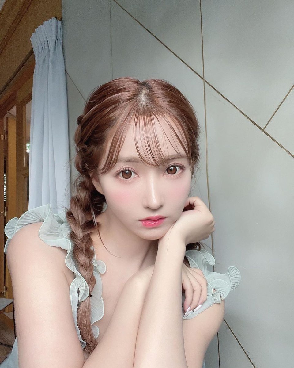 Mikami Photo 6