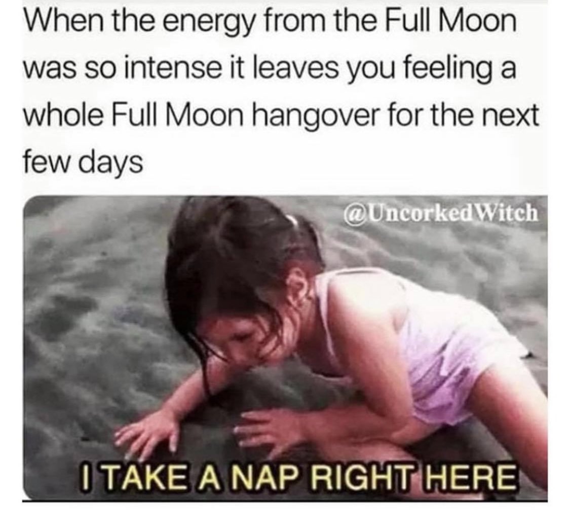 alwaysbelieveuk's tweet photo. Me crawling into bed right now 😴 Good night tomorrow new day 💛💪🏼✨ #fullmoonenergy #andsleep 🛏💤 https://t.co/Yv5WZaHL2p