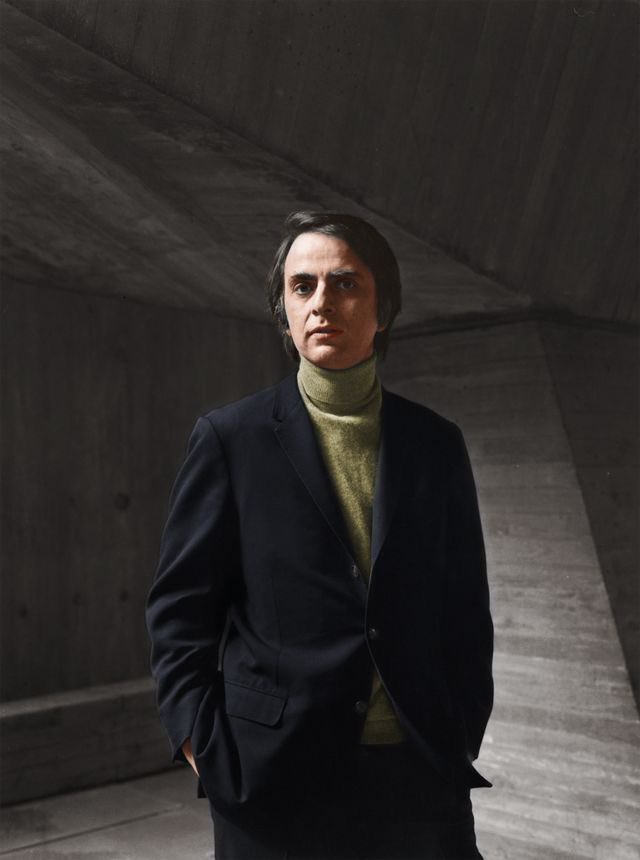 Everybody say happy birthday Carl Sagan!!!  