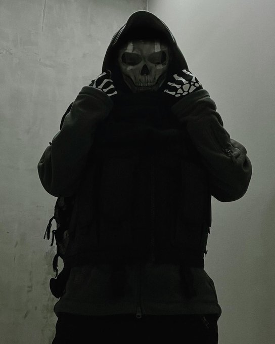 y&rsquo;all see the new ghost skin that just dropped?👀💀 #MW2 https://t.co/vPTtAPKLCJ<a href="/tag/mw2"class="tags"><span>#mw2</span></a>