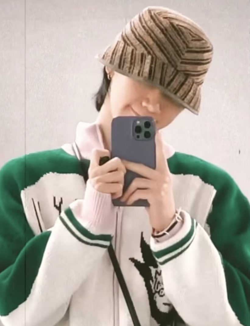 jeongjay⁷⁷ tweet media