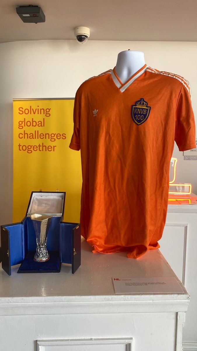 Theo Peters tweet media