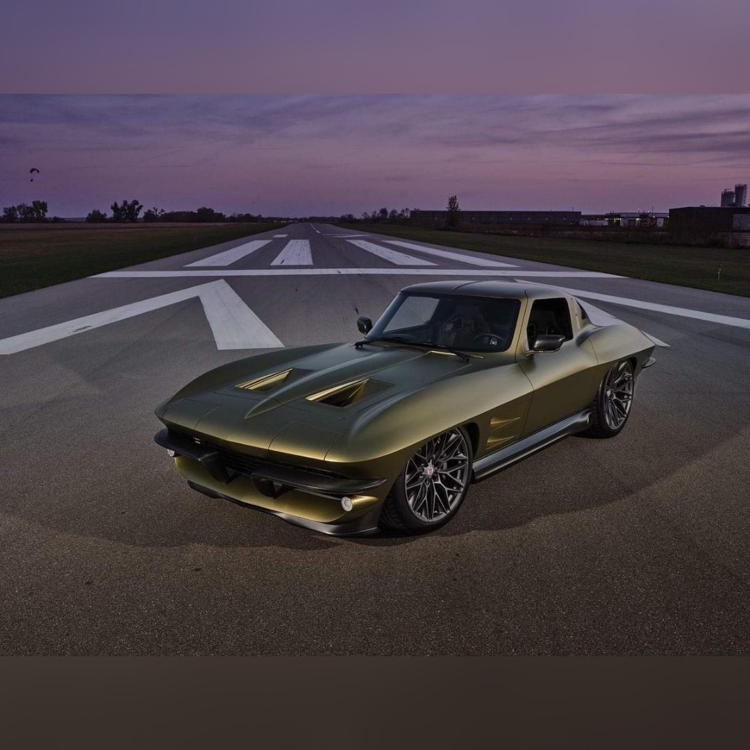 the12voltmag's tweet photo. 🔊🎵😍👌Look at the amazing work done on this gorgeous 63 split window corvette. Perfection! From Avant Garde Design!
🛒Shop #caraudio - https://t.co/chMUIdLH8O
#12voltmag #prvaudio #12volt #caraudioaddicts #subwoofers https://t.co/xAX78V3XjQ