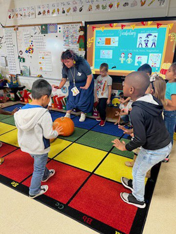 Ms. D (she/her) tweet media