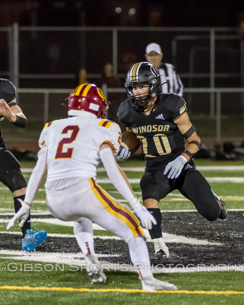 GibSportsPhoto's tweet photo. High school football passion and action is hard to beat. Here are some of my favorite shots from the North Bay League - Oak Division championship game on 11/4/22. #CaptureTheAction #ShareTheMemory @WHSCA_ATHLETICS https://t.co/HRpMY6kFsn