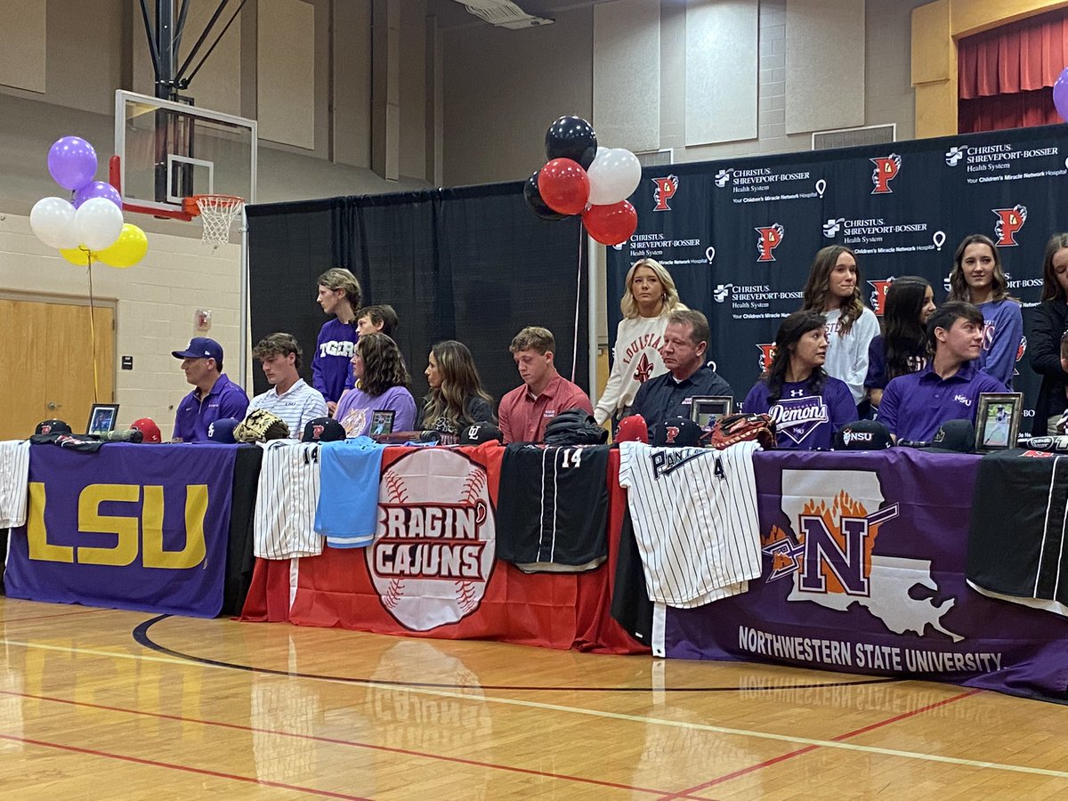 Three Division I signees in a single signing class. 🤯 <a href="/ParkwayBSB/">ParkwayBaseball</a> may have the most star power of any signing state-wide this afternoon. 

Trenton Lape ➡️ LSU
Brandon Levy ➡️ ULL
Zach Schoenborn ➡️ NSU

We’ll hear from all three tonight on <a href="/NBC6News/">KTAL NBC 6 News</a>!