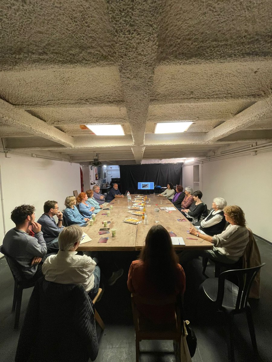 Ahir vam fer la primera sessió de treball per seguir construint #AsSocPerla i, aprofitant els 10 anys d'història, fer una mica de retrospectiva i perspectiva del que vindrà✨!