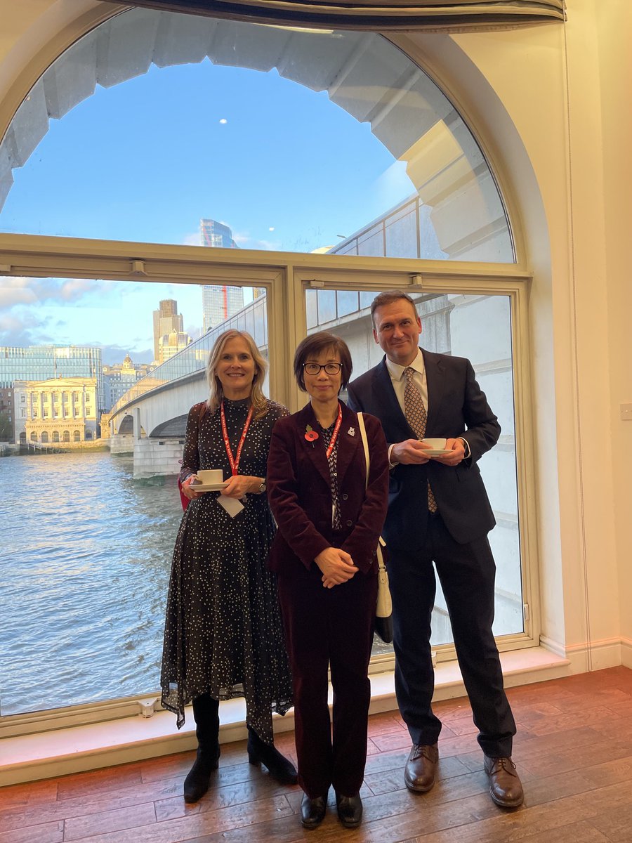 Great relief moment for a “neoplastic” Endoscopist (me) to see the”Cancer”surgeon in IBD meeting🤣
Learnt a lot about IBD. Join us! #Frontiers2022, ⁦<a href="/StMarksHospital/">St Mark's Hospital</a>⁩ ⁦<a href="/SiwanTG/">Siwan</a>⁩ ⁦<a href="/DaniloMisko/">Danilo Miskovic</a>⁩