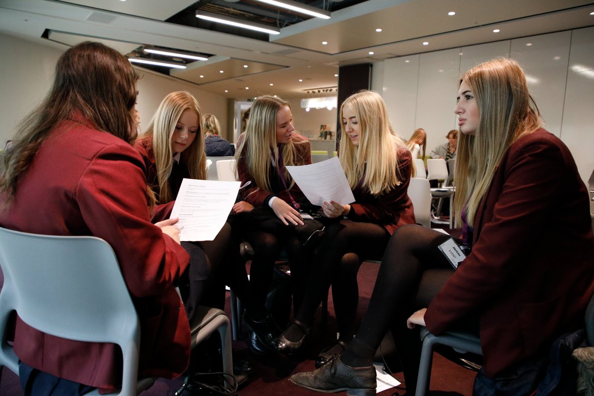 iprospectuk's tweet photo. We welcomed @DidcotSixthForm &amp; @prin_UTCMCUK students to give them a taste of the exciting world of advertising as part of the @The_IPA's #AdvertisingUnlocked event today.
The team shared their diverse backgrounds, advice on getting into the industry and building early careers. https://t.co/AK2Ro734W8