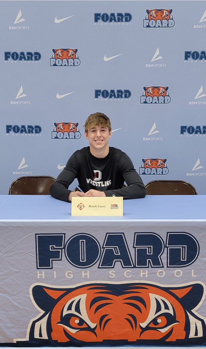 MikeCarey1776's tweet image. Brock Carey inks his NLI on Singing Day to @DavidsonWRES @DavidsonWildcat @ftfathletics