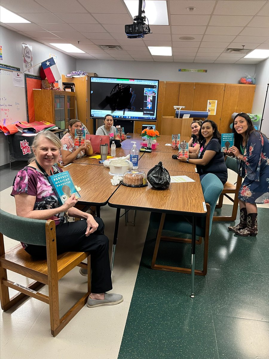 bowiemslibrary's tweet photo. Thanks @MsMayraOrozco for hosting our sixth #parentcenter book club we had some insightful discussions both virtual and in person #IamnotyourperfectMexicandaughter @IrvingLibraries @IrvingBowie_MS https://t.co/rD9U3Xq87u