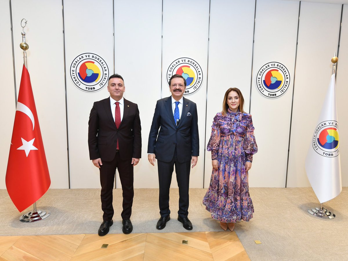 Bandırma Ticaret Odası Yönetim Kurulu Başkanımız Adem Yılmaz, Meclis Başkanımız Funda Seçil Dedeoğlu, <a href="/TicaretOdasiBnd/">Bandırmato</a> Yönetim Kurulu ve Meclis üyelerimizi Birliğimizde ağırladık. Nazik ziyaretleri için teşekkür eder, yeni dönemde başarılar dilerim.
