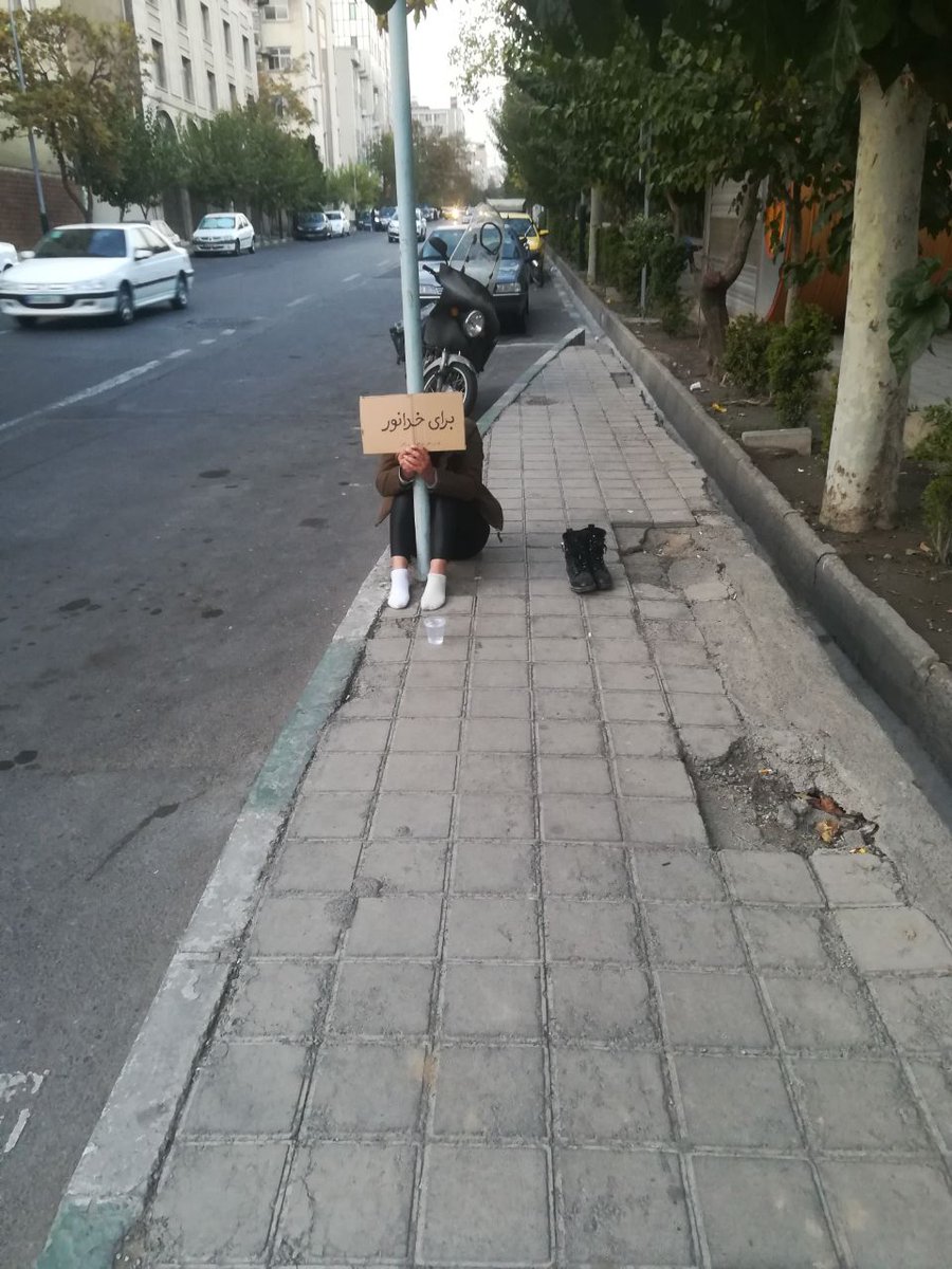 sadra_bh's tweet photo. خدانور لجه ای 16 مورد سرقت داشته و تبعه افغانستان بوده و به یاغی معروف بوده و 10 مهر در یک درگیری کشته میشه که ربطی به اغتشاشات نداره بعد براندازای اوسکل مارو ببینید 👇 https://t.co/8MWJnhx7x1