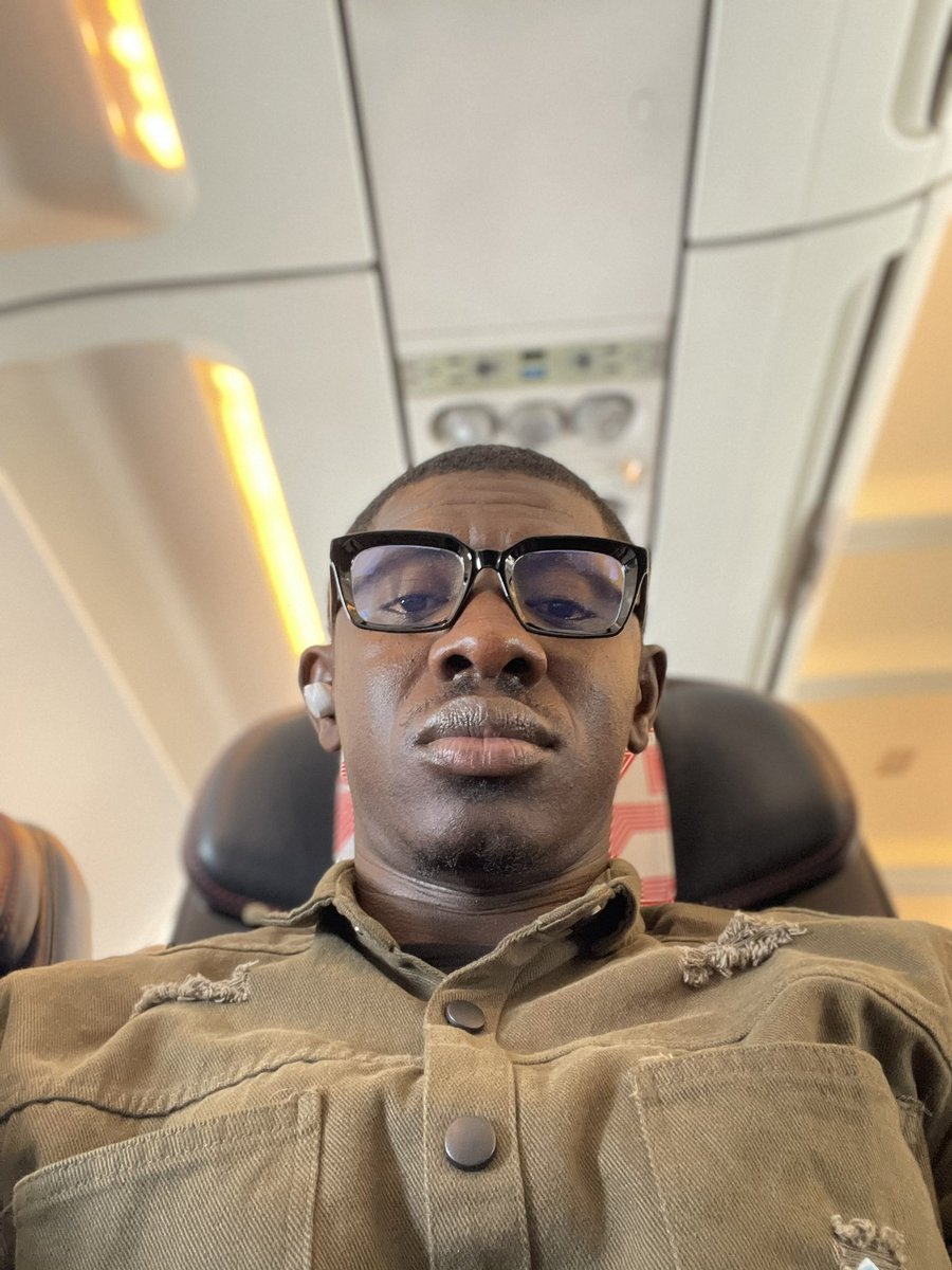 Bcsay1's tweet photo. The new me🤓 https://t.co/6FpgeQjWVQ