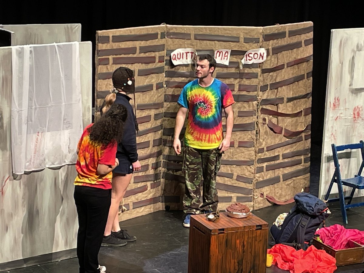 LIV and UIV were treated to a performance of La Maison Hantée by #OnattiProductions  Some super audience participation and much fun had by all #WycombeAbbey #WycombeML