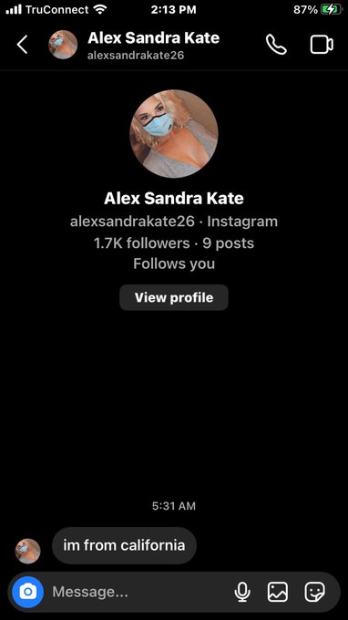 Matthew Madden - 1 pic. @YellowFlashGuy Dude, you would not believe the amount of catfishes I’ve been documenting & doing detective work. Long story short, “Nigerian Scammers “ Conspiracy Confirmed. Hahahahaha https://t.co/ddJtE51g3v