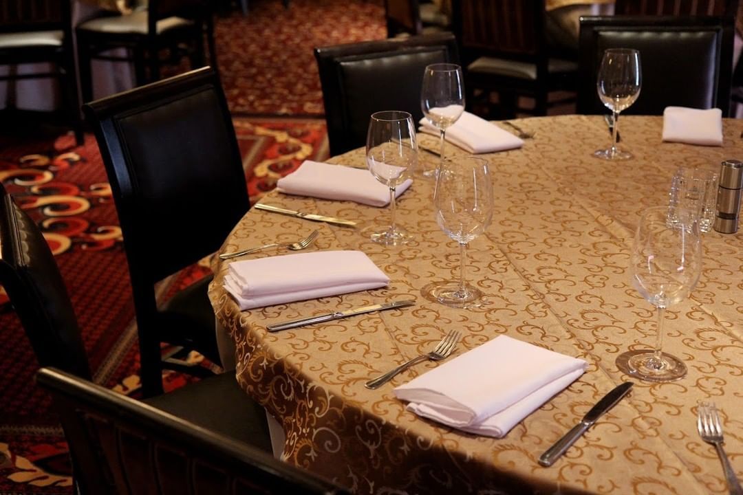 Enjoy an elegant, yet intimate atmosphere when you book your holiday private dinning with us. Follow the link for more information about our private dining: ms.spr.ly/6017dc0TT