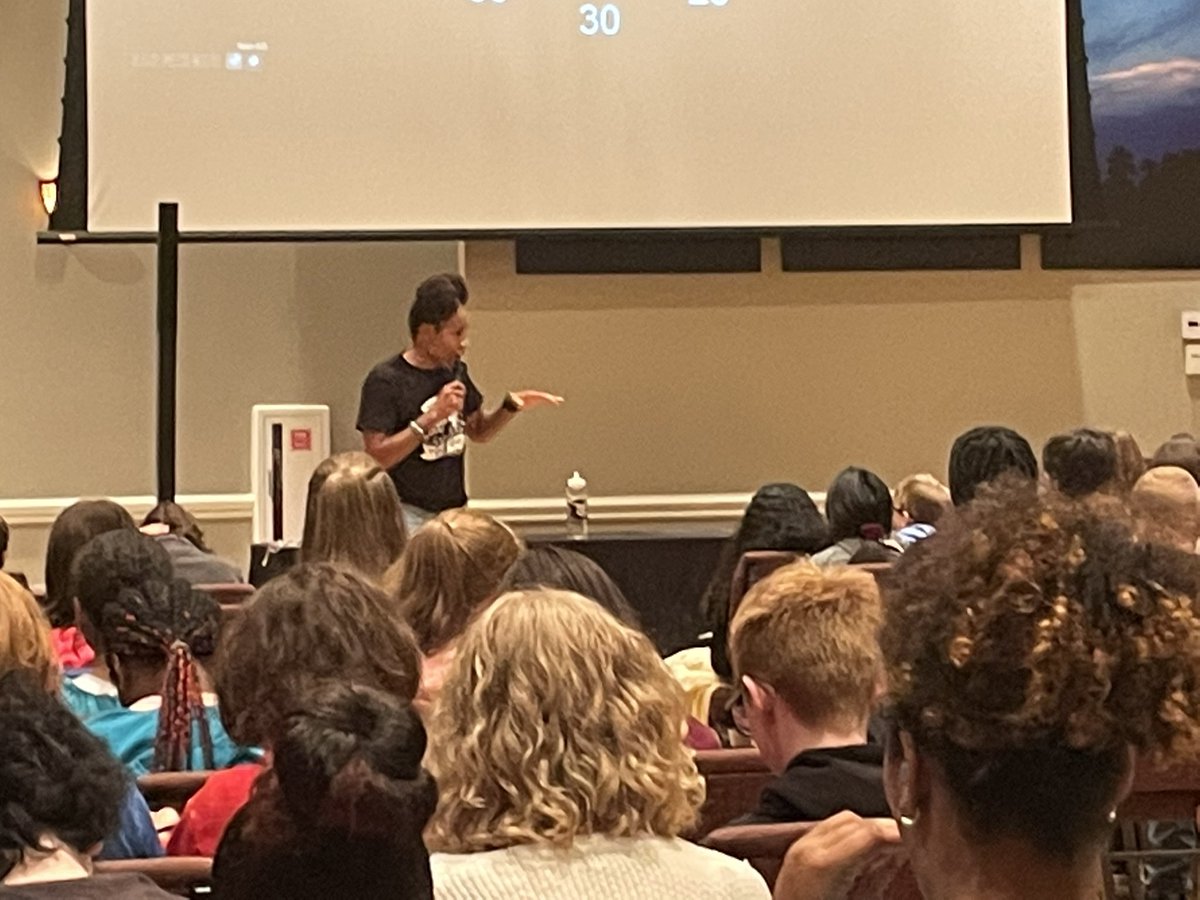 TreuliebT's tweet photo. Students learned about career opportunities today, and I got to see a former kiddo (who’s amazing). #NorthSidePride @NMMScolts @CTEmarion @Emit_fhs https://t.co/UutLWwpZsg