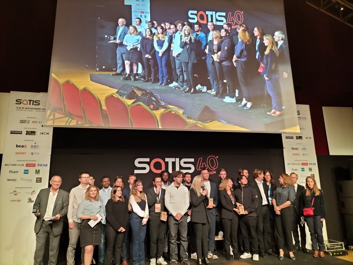 Human2Sport's tweet image. Merci à tous les participants du Hackathon @Human2Sport by @PlaineCommune! 
Merci à @stephgaultier d'avoir animé cette cérémonie avec @MaunaTraikia. Merci à tous nos partenaires pour les prix #H2S2022 @I_Engage93 @onepoint @stadedefrance et à Incub USPN @univ_spn