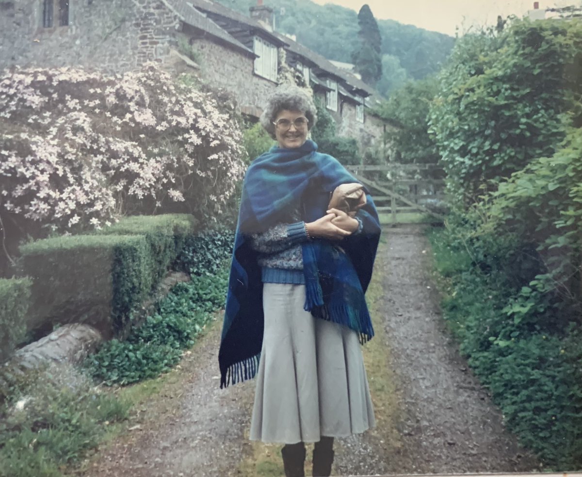 Periwinkle Cottage tweet media