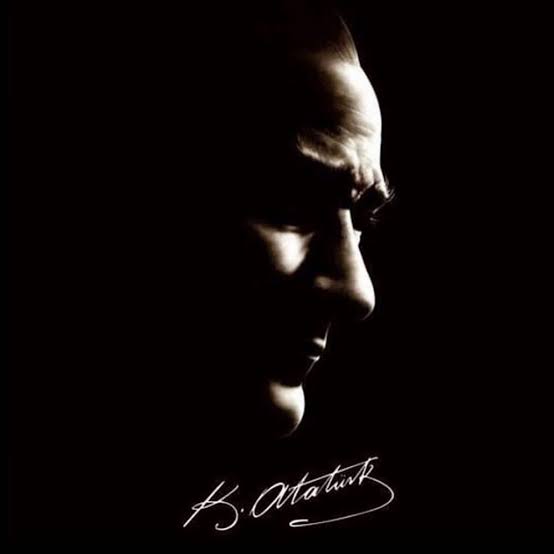 Benim naçiz vücudum bir gün elbet toprak olacaktır. Fakat Türkiye Cumhuriyeti ilelebet payidar kalacaktır.
Saygı ve özlemle anıyoruz.