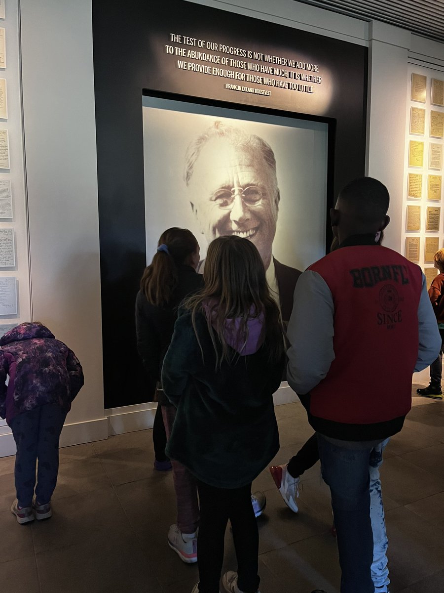 beccanson's tweet image. Great trip today at The FDR Presidential Library and Home.