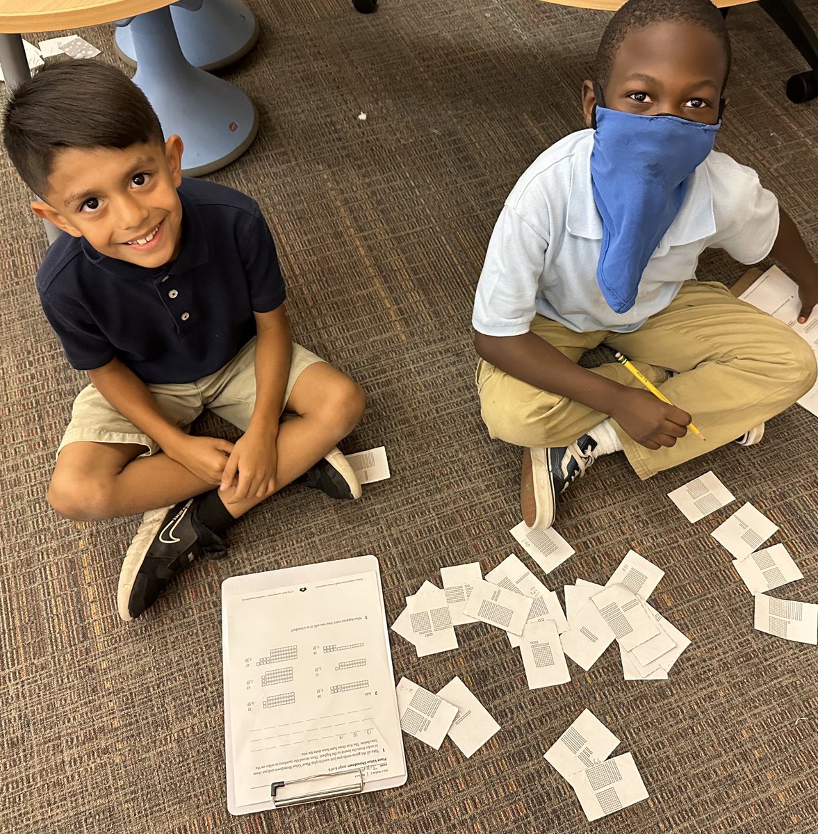 rfjeffcoat's tweet photo. Place Value Showdown!  Students practiced math AND kindness by comparing hundreds, tens, and ones while showing great partner behavior!  Love watching my wise owls work together! @AngelOakElem #angeloakes #2Eistheplacetobe https://t.co/zs7zhiaLa6