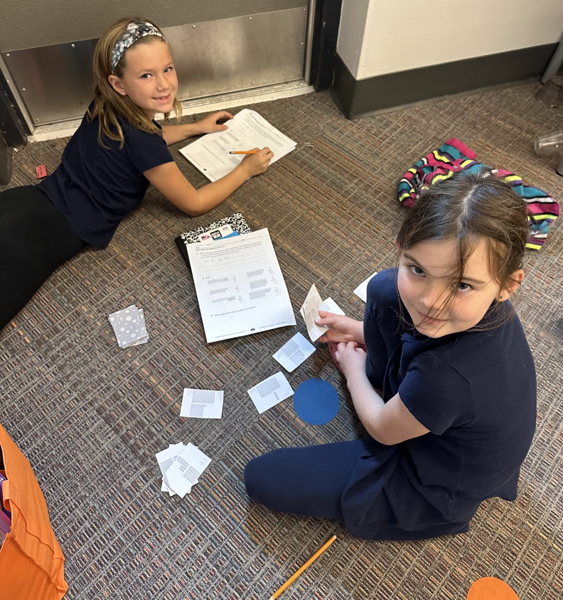 rfjeffcoat's tweet photo. Place Value Showdown!  Students practiced math AND kindness by comparing hundreds, tens, and ones while showing great partner behavior!  Love watching my wise owls work together! @AngelOakElem #angeloakes #2Eistheplacetobe https://t.co/zs7zhiaLa6
