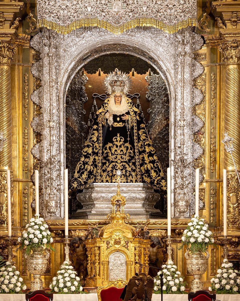 enclavecofrade's tweet photo. 🟣 MACARENA |  La Esperanza de Macarena viste de luto en el mes de noviembre 

#esperanzamacarena #semanasantasevilla #Incienso #SemanaSanta #EnClaveCofrade https://t.co/rnd288FtLF