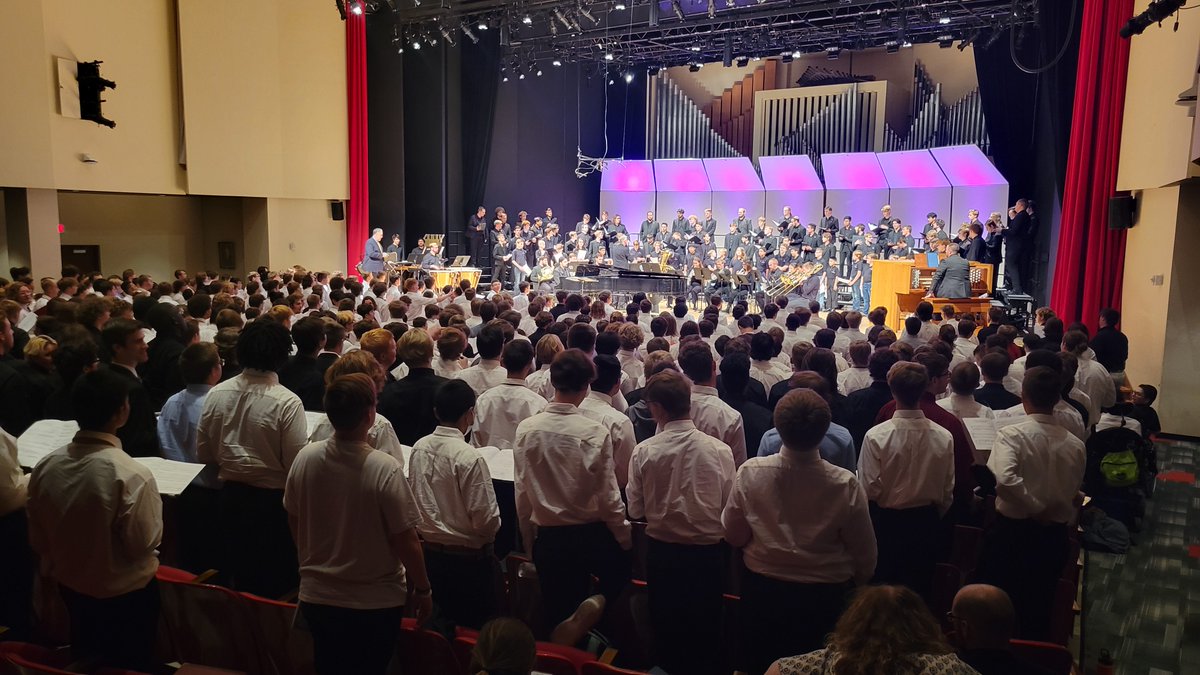 OPS_NWChoirs's tweet photo. Lots of things happening in the NW Choir world this fall! Choir students marched in the Homecoming Parade, Bass Chorus travelled to UNL to sing with a massed choir from around the state, and Crown Point Majestics performed and got feedback at @PeruState! https://t.co/6I4uNuEBaE