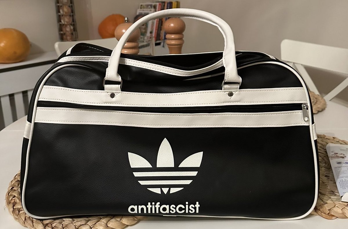 if #Palace win at #Newcastle this evening one lucky person that RT's this will win the sportsbag tufac.bigcartel.com