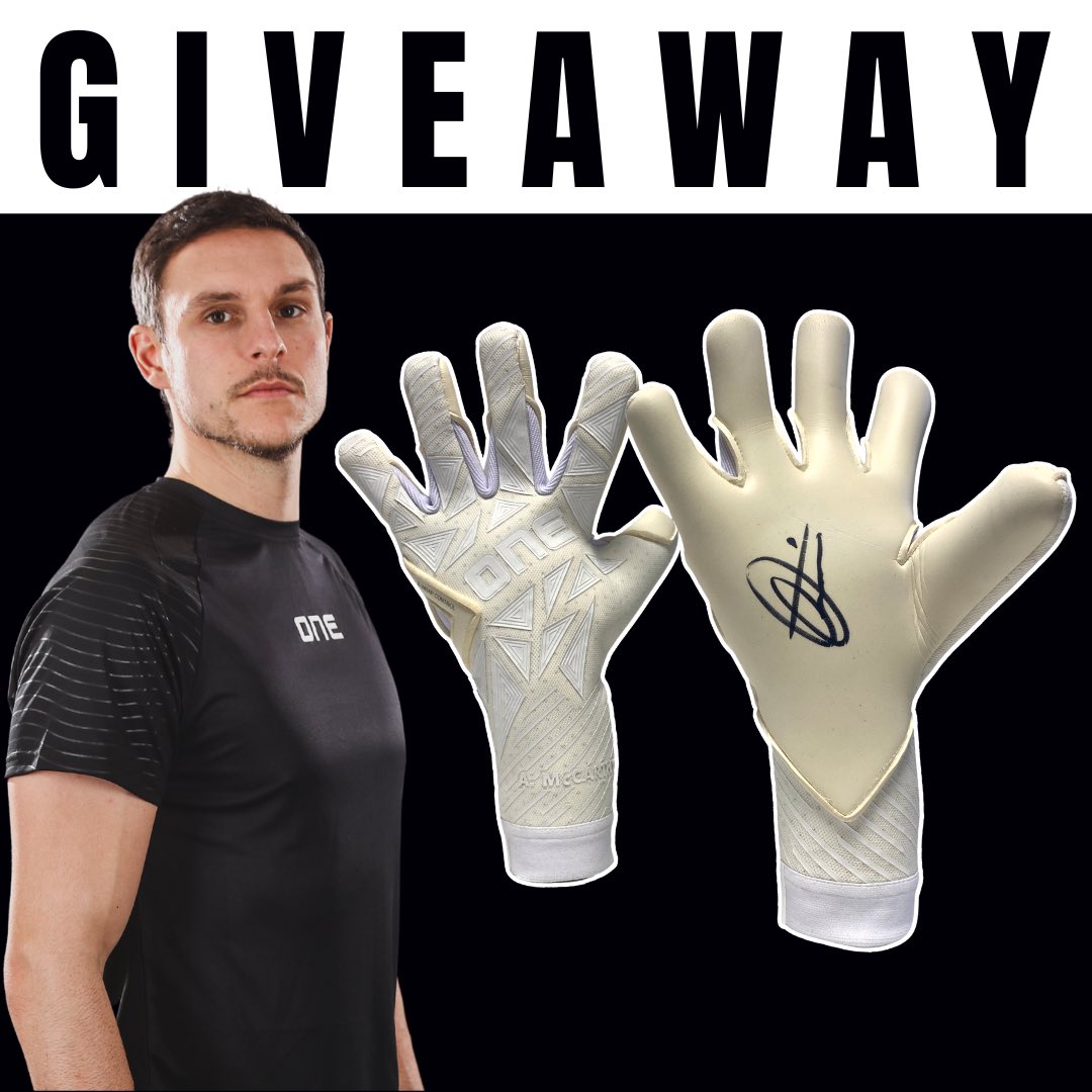 justkeepers's tweet photo. 😇 If Alex McCarthy keeps a clean sheet tonight, we’ll giveaway a pair of @TheOneGloveCo gloves signed by the man himself!

To Enter:
🔄 Retweet this tweet
🤝 Follow us

#SaintsFC | #CarabaoCup https://t.co/AGy2cunPiL