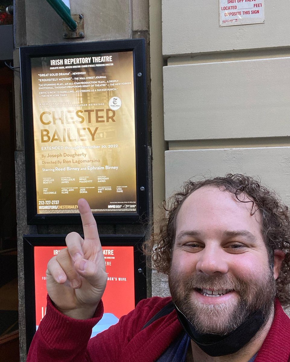 BWayBoundAndrew's tweet photo. Incredibly excited to be back, kicking off the fall season with this fabulous company, fabulous cast, and fabulous show! @irish_rep #stagewhisperpod #offbroadway #ChesterBailey #irishrepertorytheatre #fallseason22 https://t.co/H2HrJ0QnO6