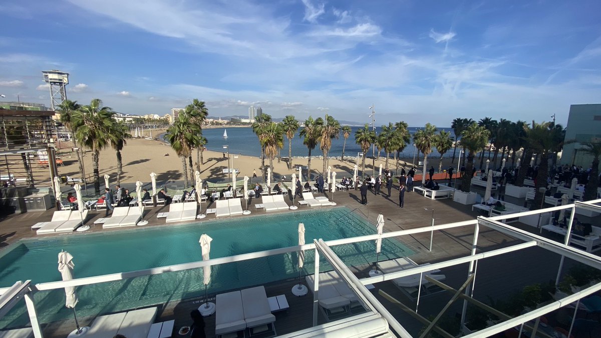squarepixelprod's tweet photo. Day 3 of filming a conference in Barcelona. https://t.co/vywL5SzdQZ