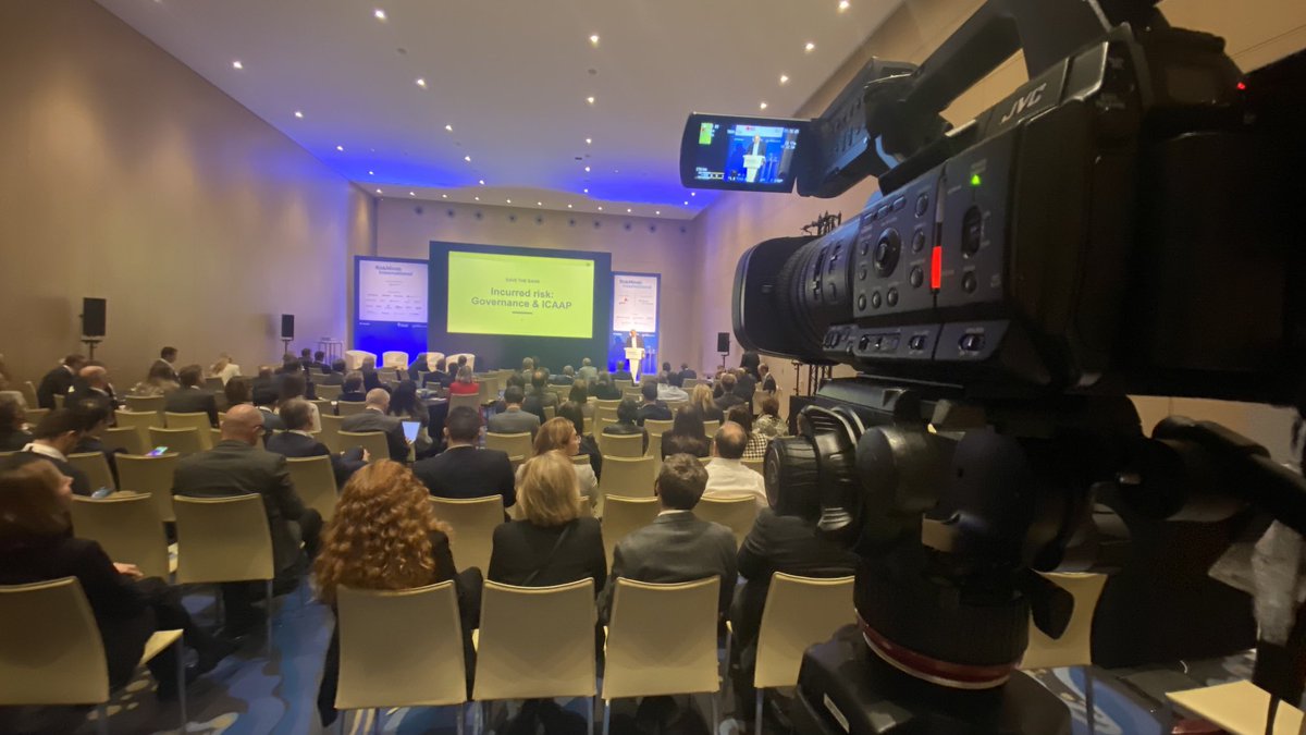 squarepixelprod's tweet photo. Day 3 of filming a conference in Barcelona. https://t.co/vywL5SzdQZ