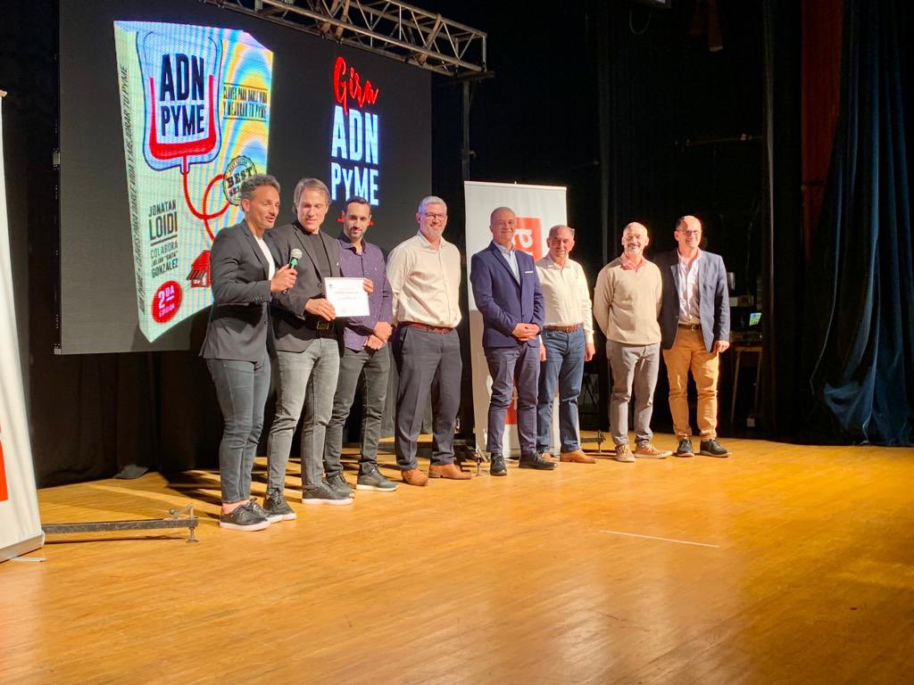 📚 Presentación de ADN PYME en Misiones, el libro de Jonatan Loidi y Julián “Gaita” González .
👏 Gracias Cámara de Comercio e Industria de Posadas por la invitación, participaron un centenar de jóvenes misioneros.
<a href="/herrerayflia/">Oscar Herrera Ahuad</a> 
<a href="/Arce_Carlos_/">Carlos Arce</a> 
#hagamosquelobuenocrezca