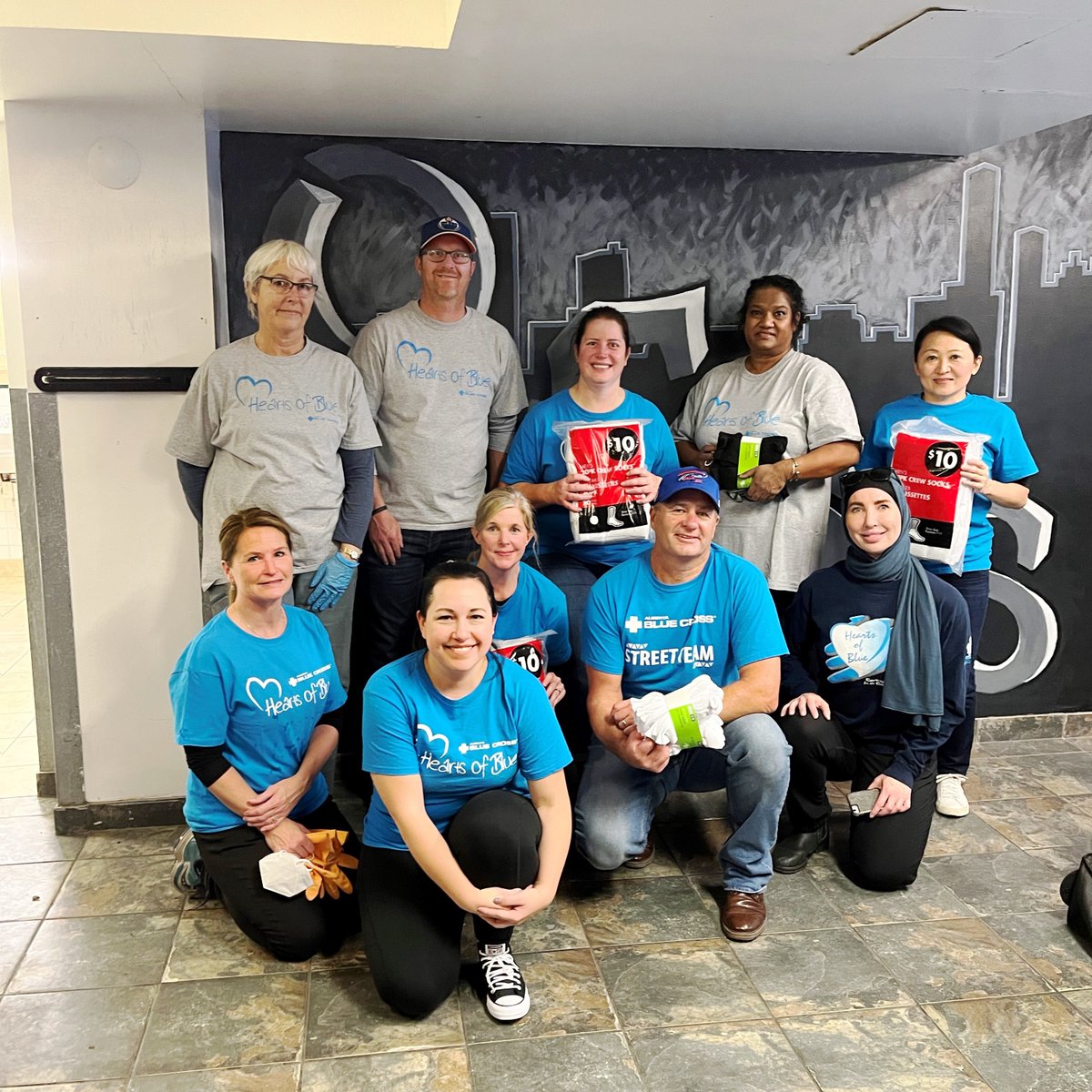 As it gets colder, we're thankful for organizations like <a href="/OFSS1969/">Operation Friendship Seniors Society</a> who serve our city’s seniors. Last month, our Hearts of Blue team was so proud to provide funds and volunteers for a roast beef dinner.

Thank you OFSS for all you do in our community! #LiveYourBestABClife