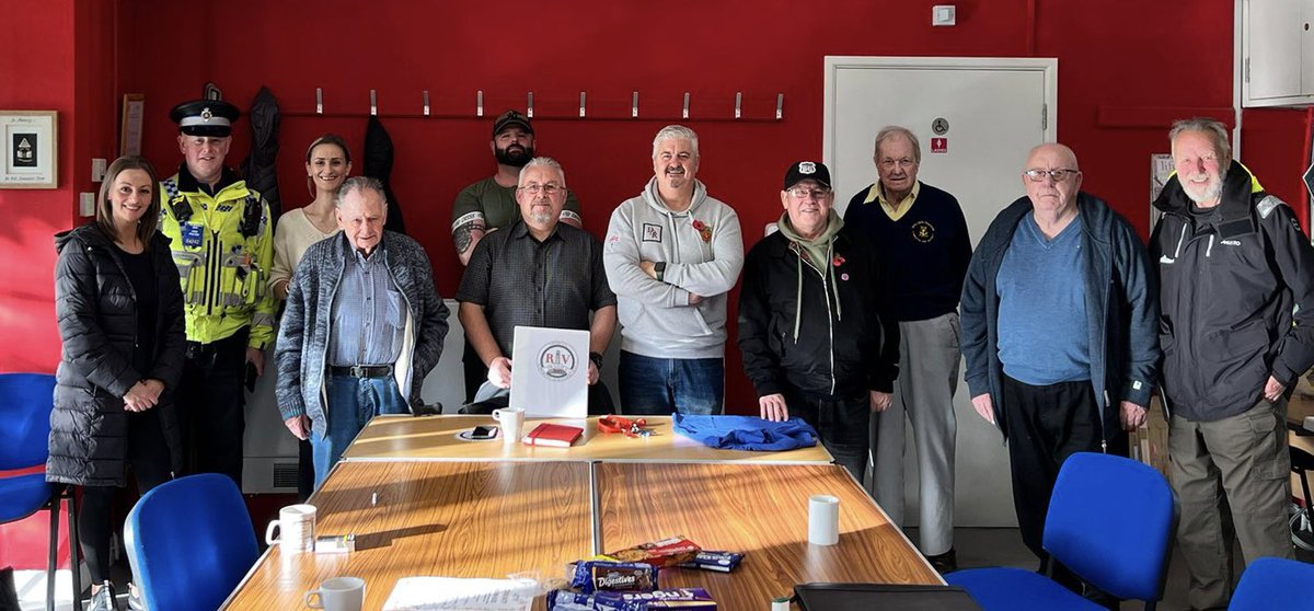 A thank you to Lynn Martin Deputy Lieutenant, Andy and Clive from  @SWPSwansea for attending a great afternoon at The Poppy lounge Sketty. We are here every Wednesday between 2-4pm. <a href="/WendyGeorginaL2/">Wendy Lewis</a> #veterans #mentalhealth
