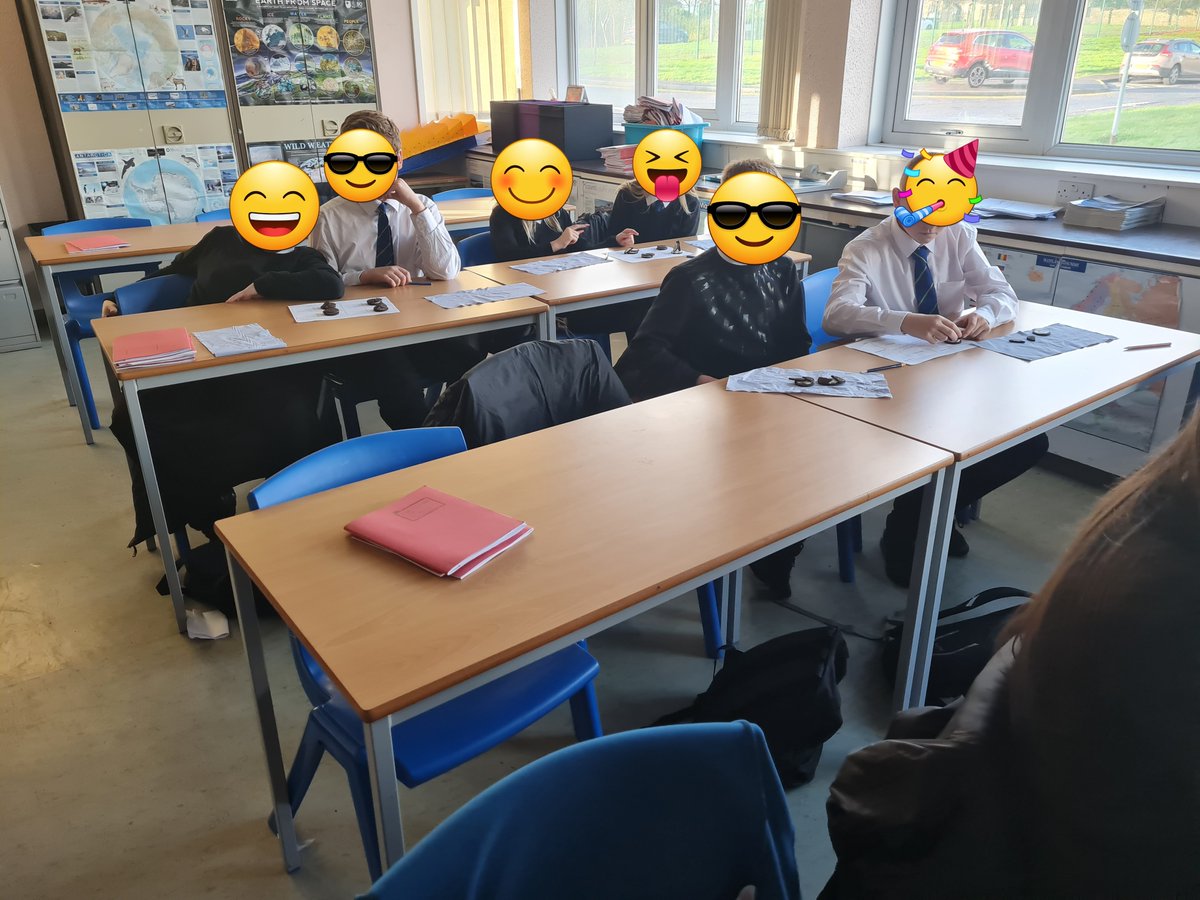 Geo_Mrs_K's tweet photo. Edible Geography has been a big hit with S2 and S5/6 classes recently! Definitely recommend Oreo plate boundaries and Coastal Cakes 😋👍 @KASocialSubj #yummygeography https://t.co/sSZzDY9tFf