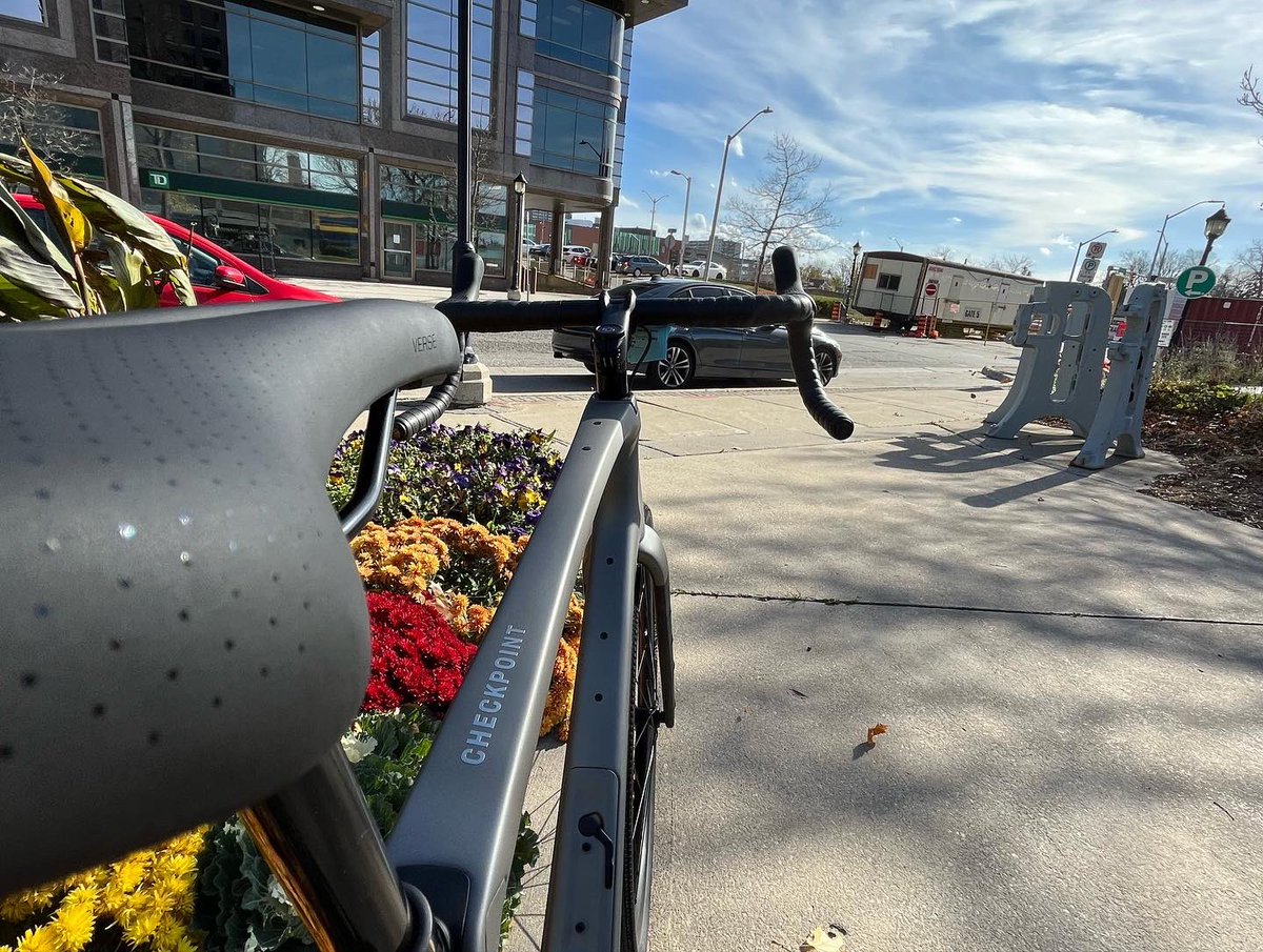 ZiggysCycleKW's tweet photo. Come check out @TrekBikes Checkpoint SL 5 gravel grinder.
It’s ready to take you on your next adventure it’s #gravelicious
#gravelbike
#trekbikes
#checkpointsl5
#gravelbikes
#gravelgrinder
#kwawesome https://t.co/gu0JI8yJda