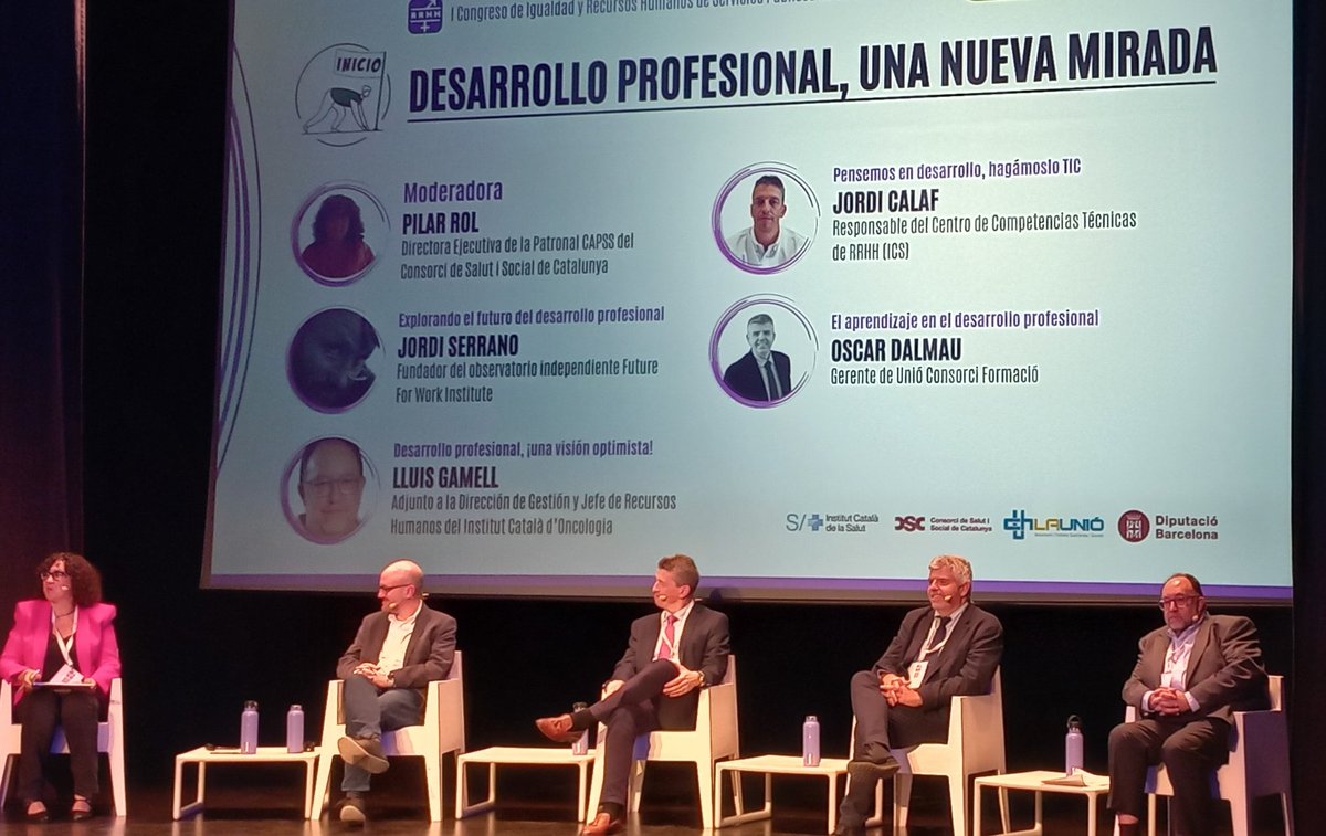 I Congreso de igualdad y recursos humanos de lps servicios publicos de salud.
#congresorhigualdad

Primera taula sobre desenvolupament professional ,on ens mostren una nova mirada sempre amb visió optimista.