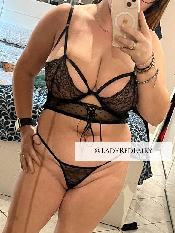 LadyredFairy's tweet photo. Iโm broken! Issues with house. Please help me, anything will help!
https://t.co/RDqPjhoNOn
#help #needmoney #needhelp #please #broken #daddyneed #mommyneed #mommy #daddy #sugarbaby #sugardaddy https://t.co/fzJdEA4hs4