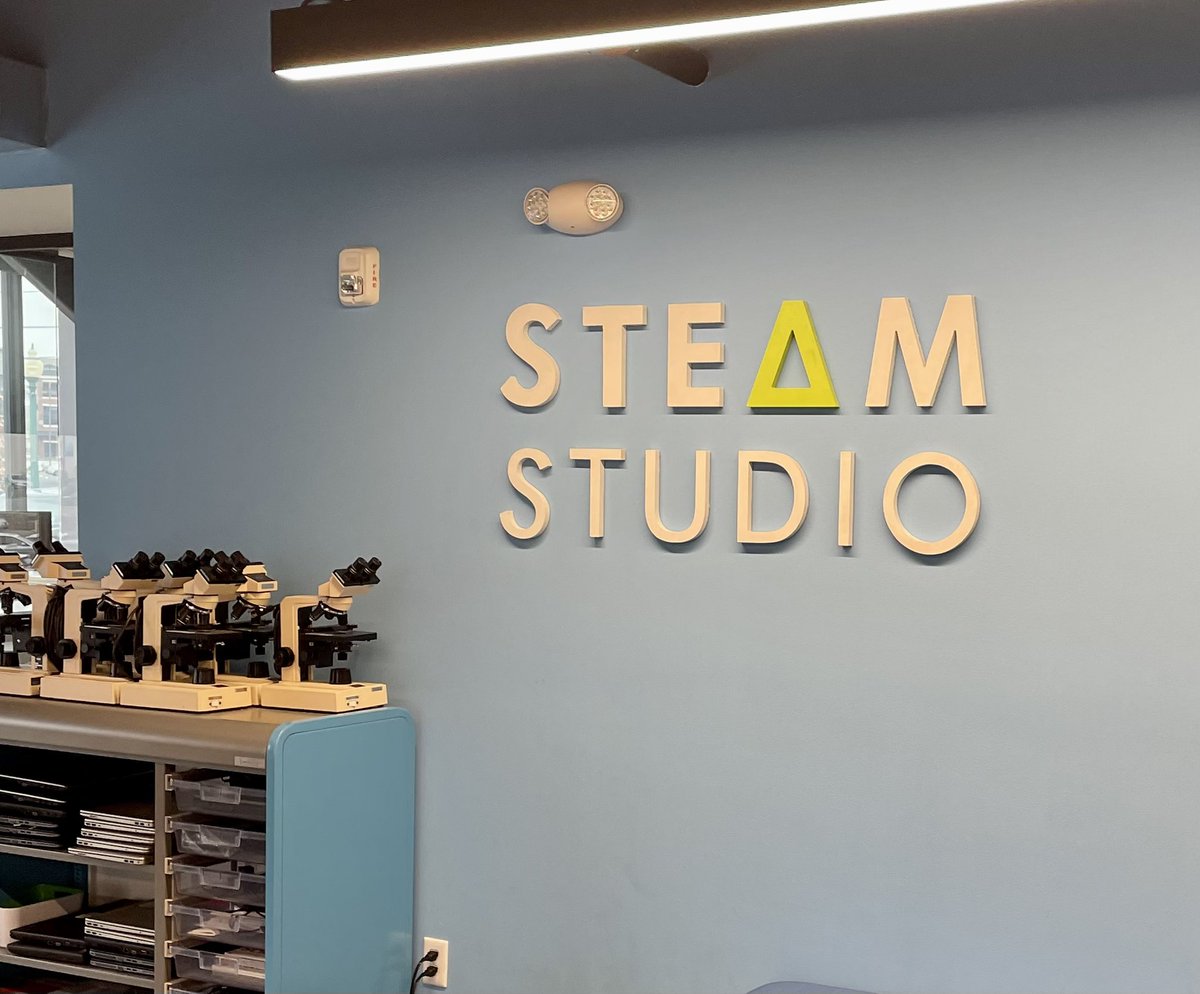 LauraHarsch1's tweet image. Exploring new @theSMSD partnership with @multistudio_ on client-connected projects and hybrid internships - always exciting to meet with like-minded collaborators. #RealWorldLearning