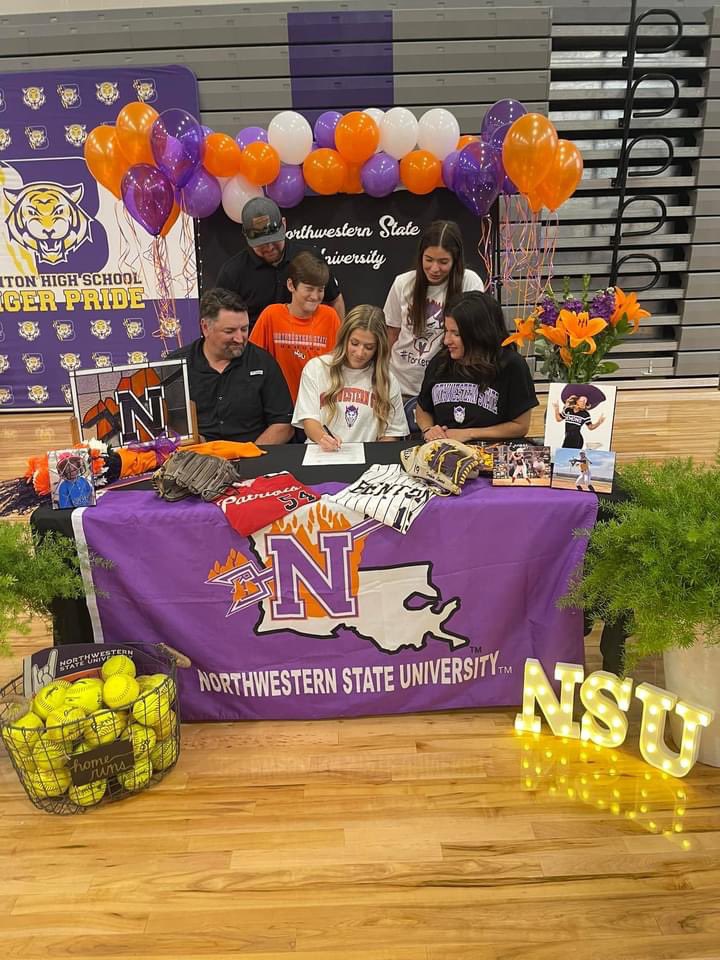 18uMarucci's tweet photo. Signing Day for Sophia Livers (2023-Northwestern State University) @SophiaLivers! We are proud of you! #maruccipatriots https://t.co/PYivs9kbWv
