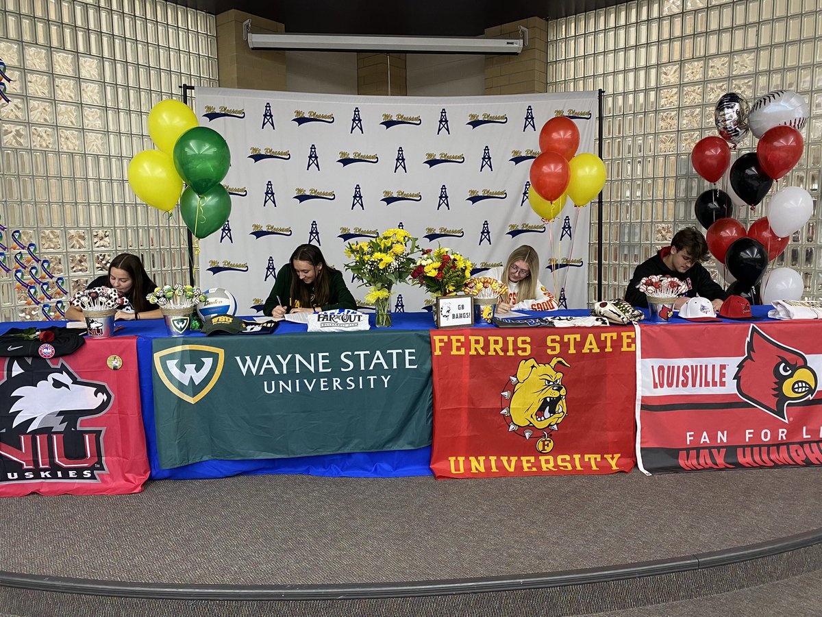 MtpOilers's tweet image. Exciting day for Oiler Athletics. 4 MP student athletes signings their letter of intent to compete in college athletics. Max Humphrey (Louisville) baseball, Keelin Wheaton (Ferris State) softball, Aubree Garcia (Wayne State) volleyball and Izzy Struble (Northen Illinois) soccer.