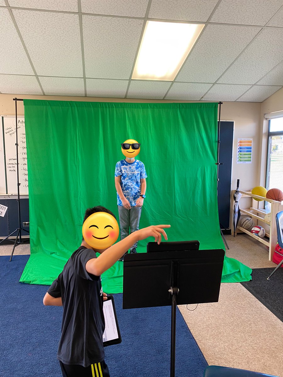 Samantha Davis tweet media