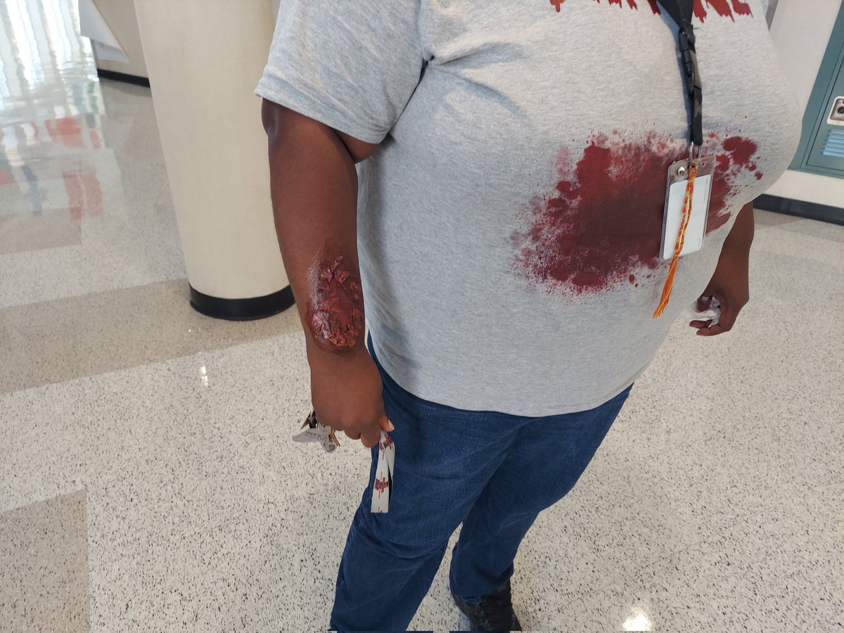Counselor_Penn's tweet photo. @ENGC_HOSA @ElsikNGCRams Since we enjoyed Monday, it was two themes in one today: Medical Professionals (scrubs) and Wednesday Wound Day. Royal Blue - Mental Health. #HOSAWeek https://t.co/MWcM5msNh8